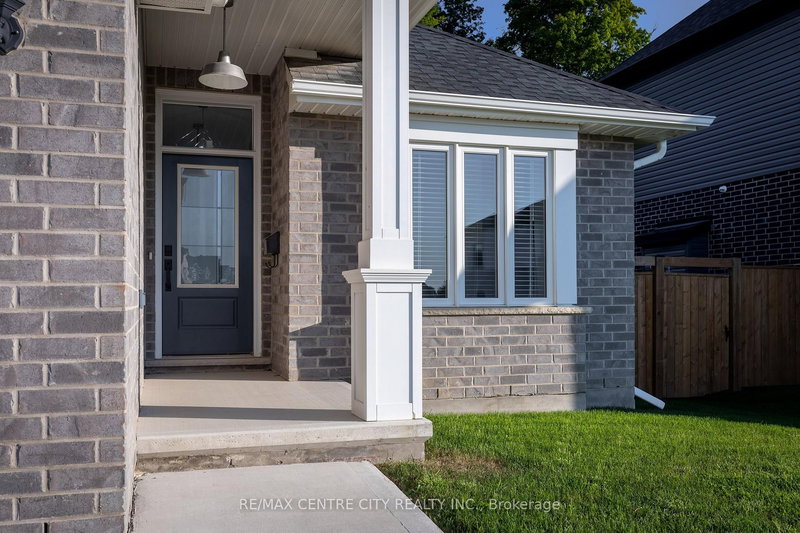 95 OPTIMIST Dr, Southwold, N5P 3T2 | Image 3