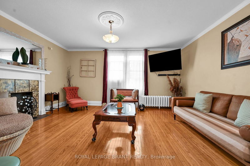 home for sale on 5-54 Dufferin Avenue