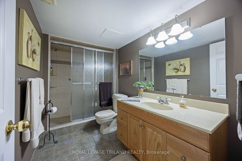 31 Vineden Dr  St. Thomas, N5P 2M7 | Image 30