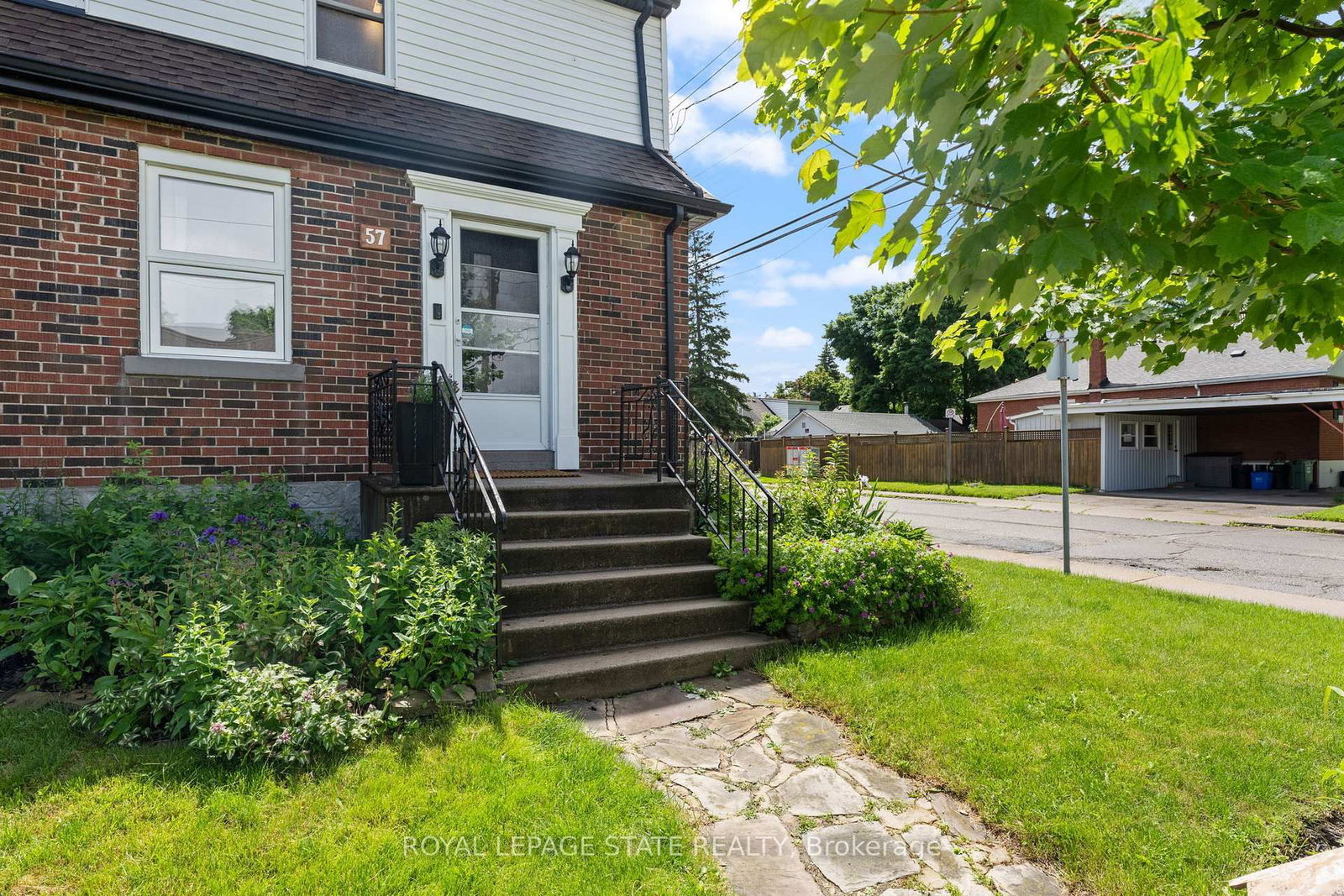 Listing Image 3
