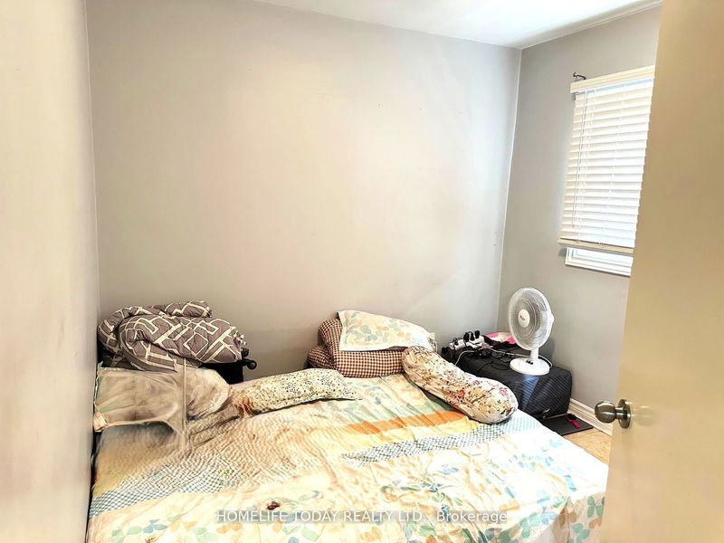 1529 Hall Ave  Windsor, N8X 4R6 | Image 12