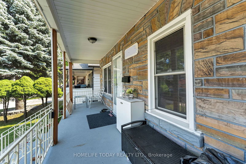 1529 Hall Ave  Windsor, N8X 4R6 | Image 3