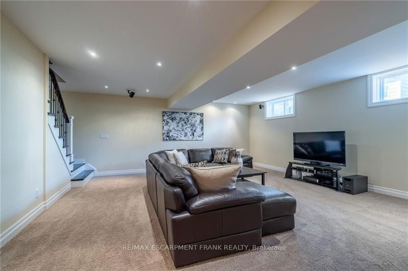 157 Terrence Park Dr  Hamilton, L9G 1C6 | Image 24