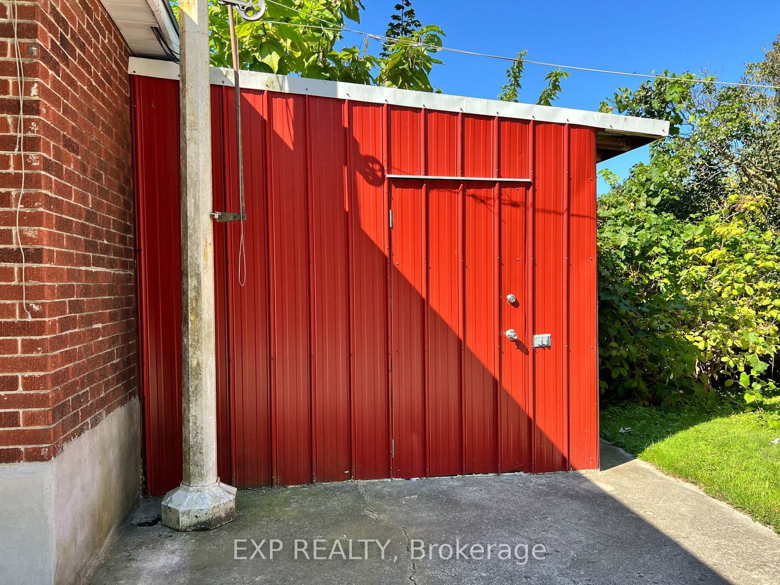 Listing Image 5