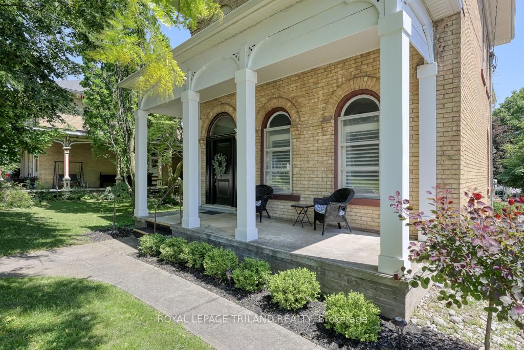 Listing Image 3