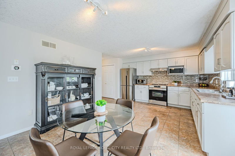 173 Clair Rd W Guelph, N1L 0A7 | Image 12