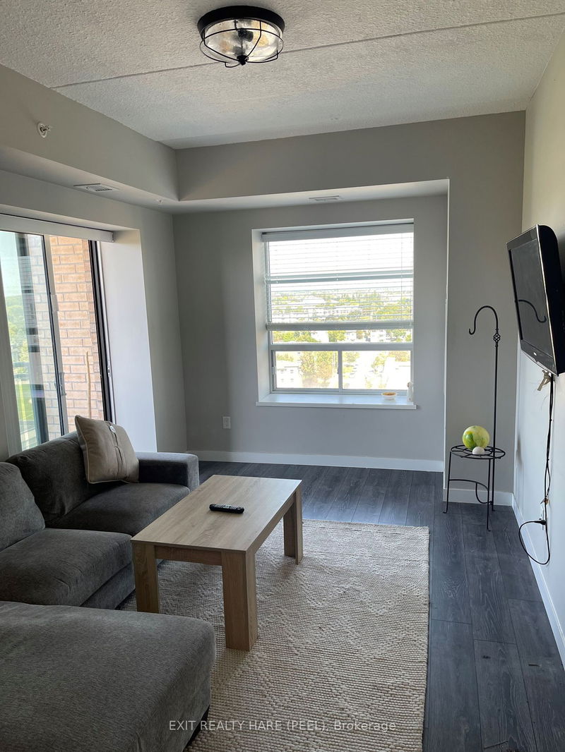 home for lease on 1207-318 Spruce Street