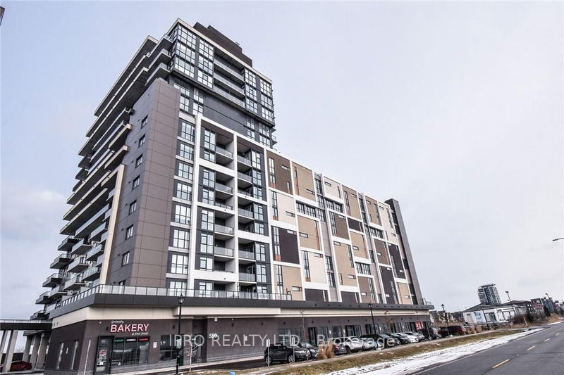home for lease on 511-550 North Service Road