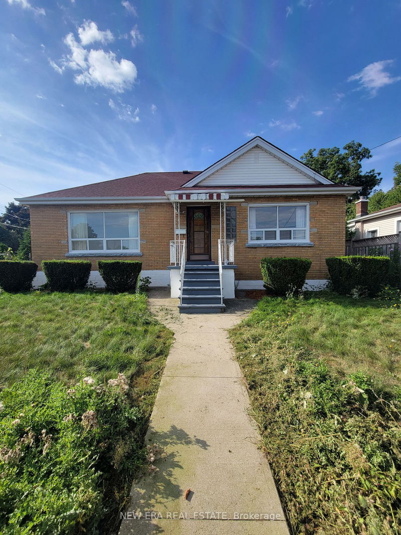 home for lease on Main Fl-188 Dumbarton Avenue