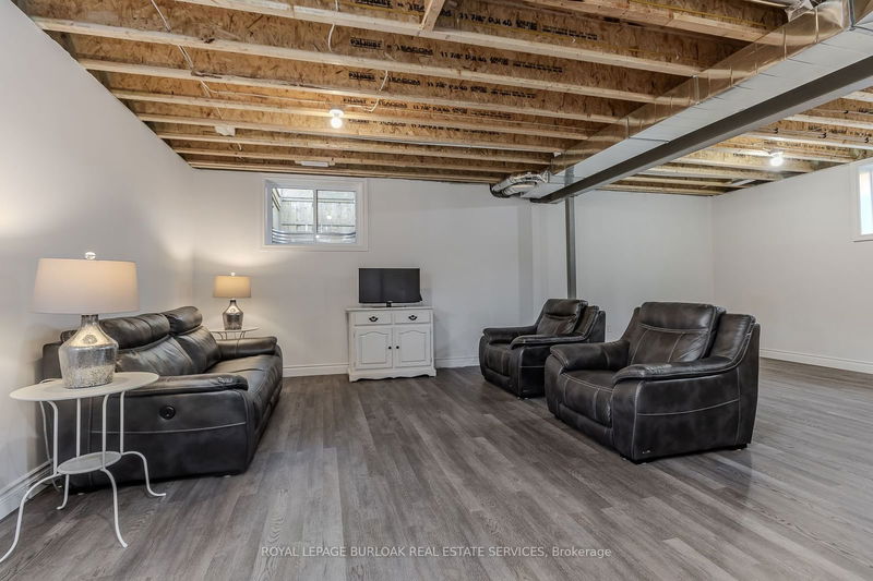 345 Prince's St  Centre Wellington, N1M 1Y1 | Image 38