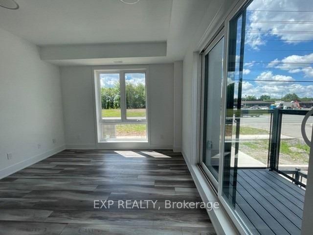 213 - 6065 Mcleod Rd N, Niagara Falls, L2G 3E6 | Image 3