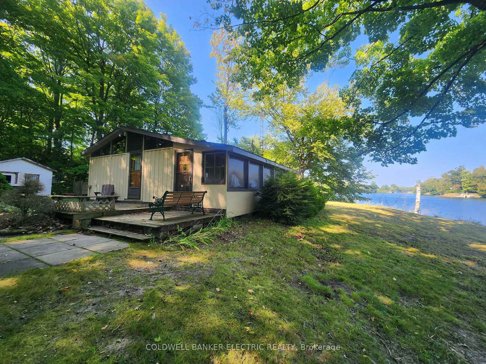 Listing Image 3