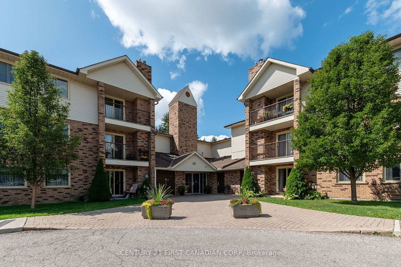 home for sale on 213-440 Wellington Street