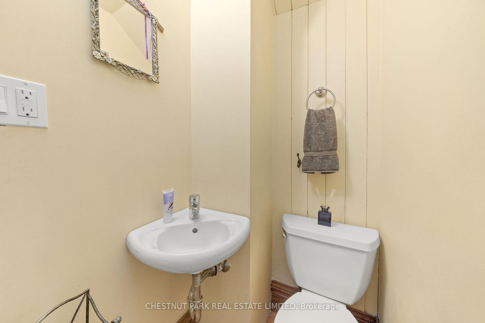 Listing Image 20
