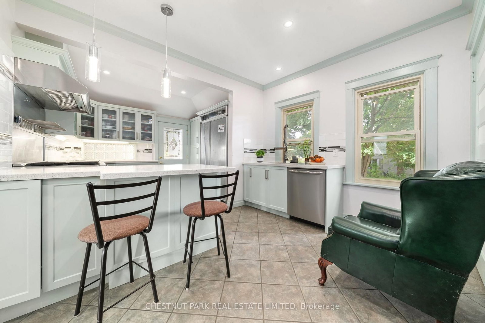 Listing Image 21