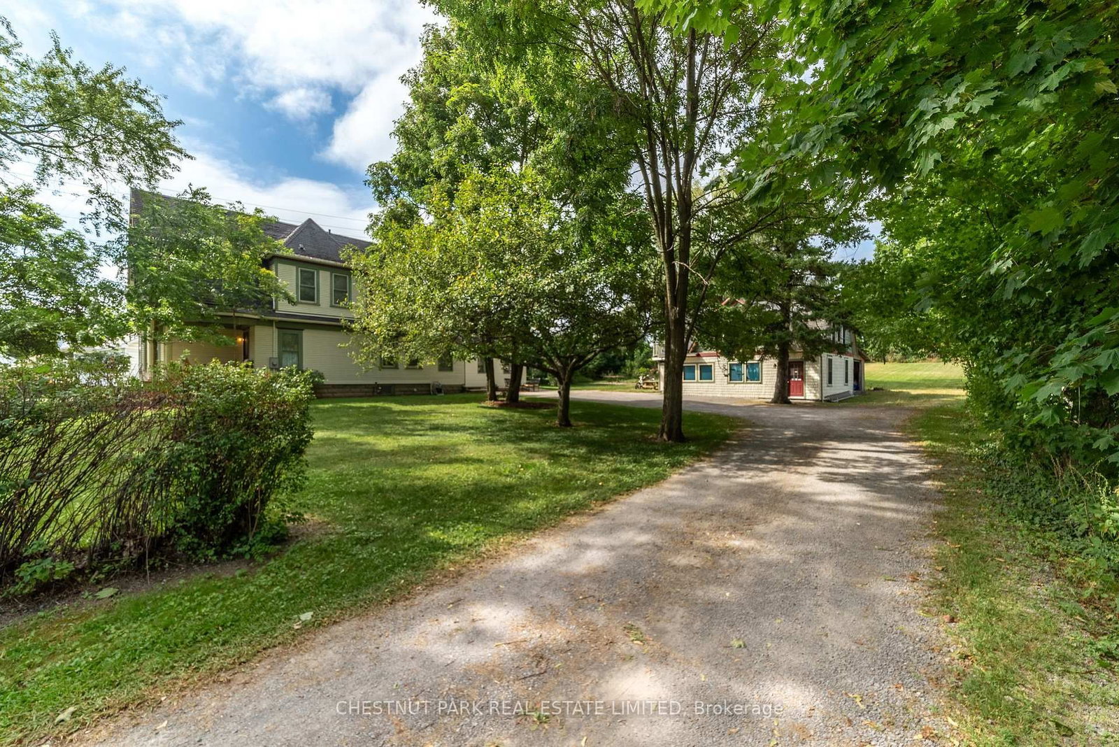Listing Image 6
