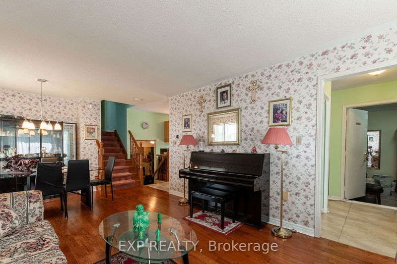 1136 Aldersbrook Rd  London, N6G 2X8 | Image 5