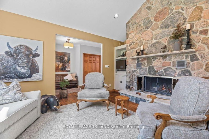 1514 LONGWOODS Rd  Southwest Middlesex, N0L 2N0 | Image 5