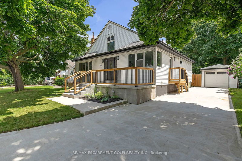 851 Garth St  Hamilton, L9C 4K7 | Image 2