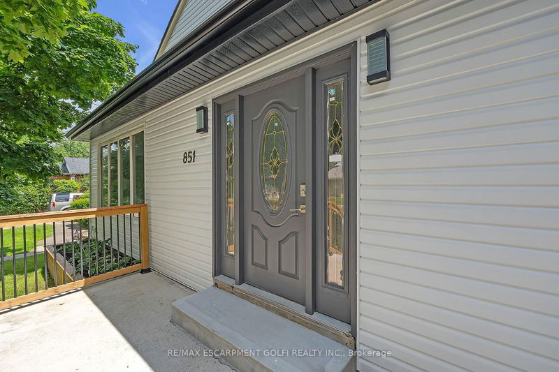 851 Garth St  Hamilton, L9C 4K7 | Image 3