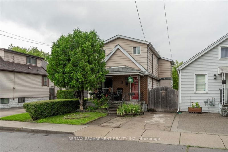 15 Agnes St  Hamilton, L8H 4H1 | Image 1