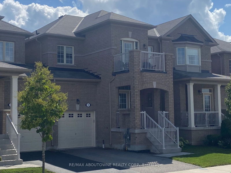 home for lease on 71 Fingland Crescent