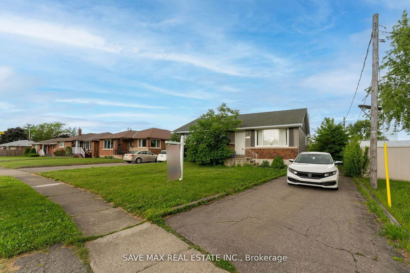 52 Broderick Ave  Niagara Falls, L2V 2J1 | Image 3