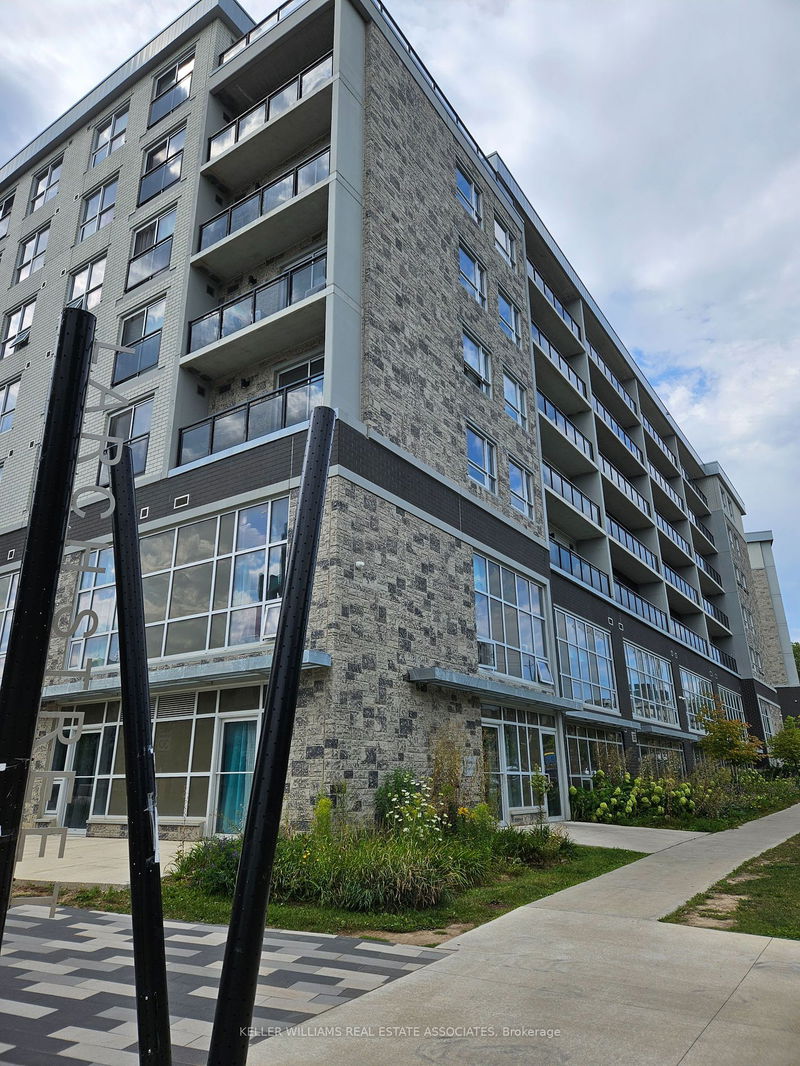 home for lease on G205-275 Larch Street