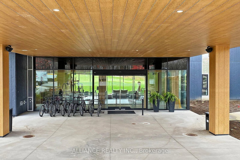 404 - 120 carrick Tr, Gravenhurst, P1P 0B6 | Image 3