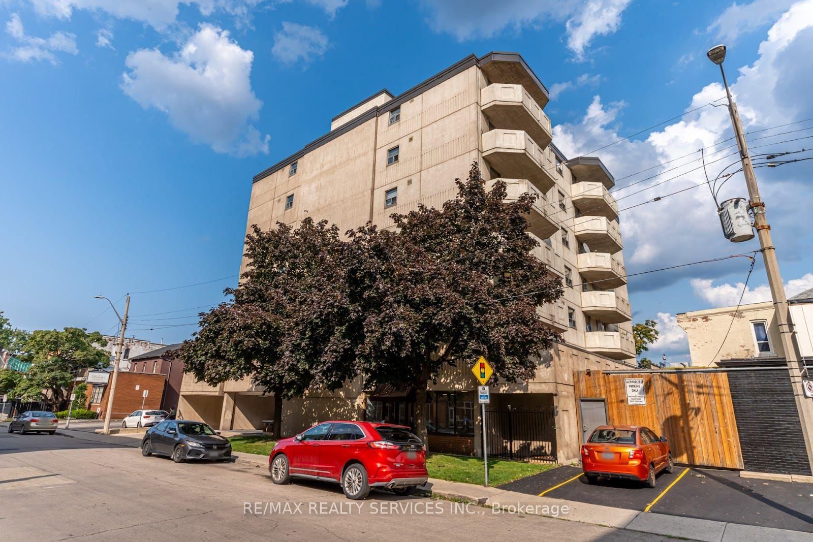 Listing Image 32