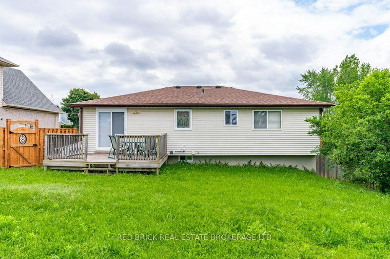 243 Stephanie Dr  Guelph, N1K 1L8 | Image 34