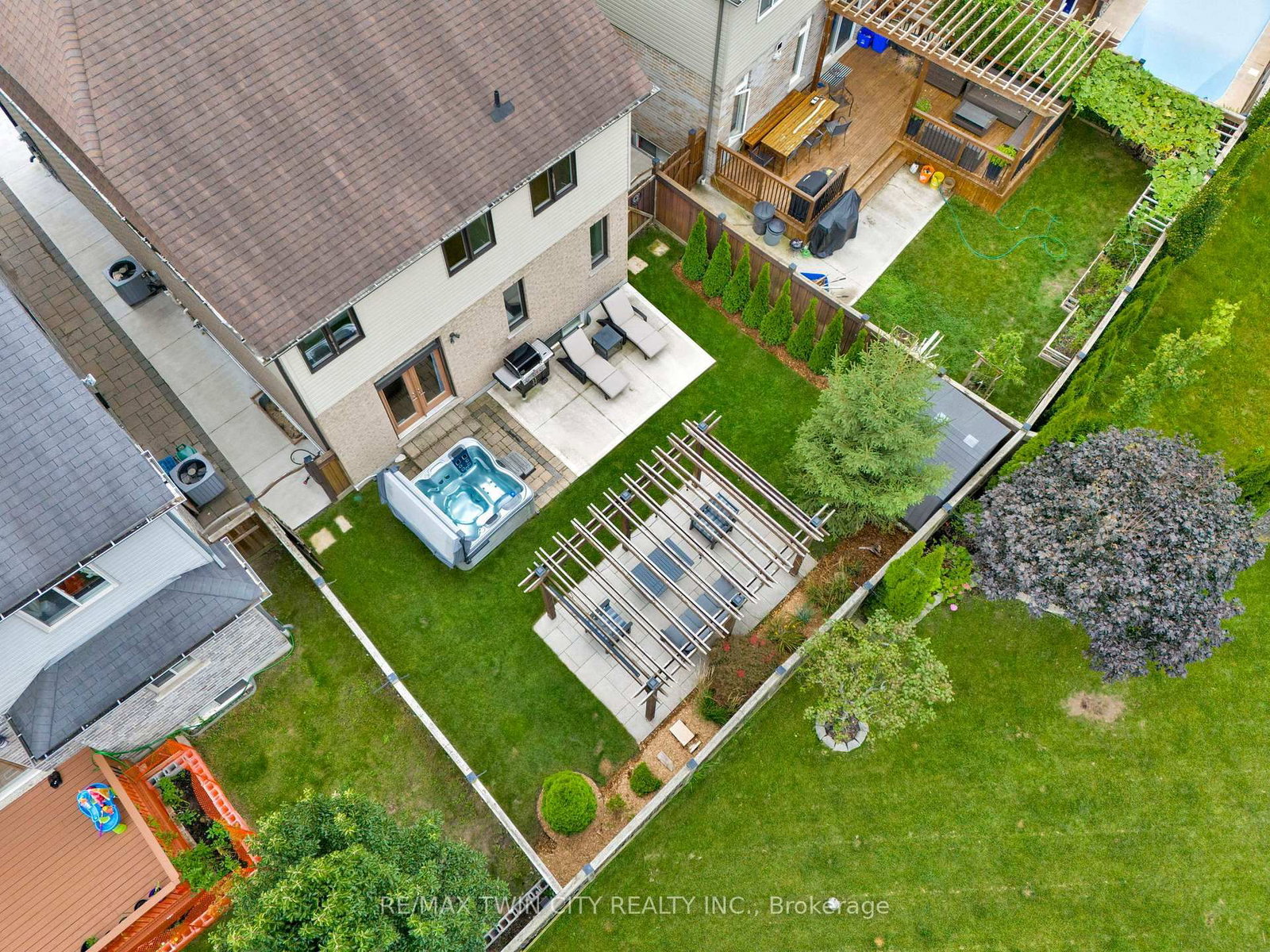 Listing Image 37