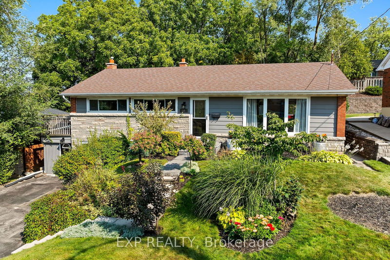 17 Battlefield Dr  Hamilton, L8G 1T8 | Image 2