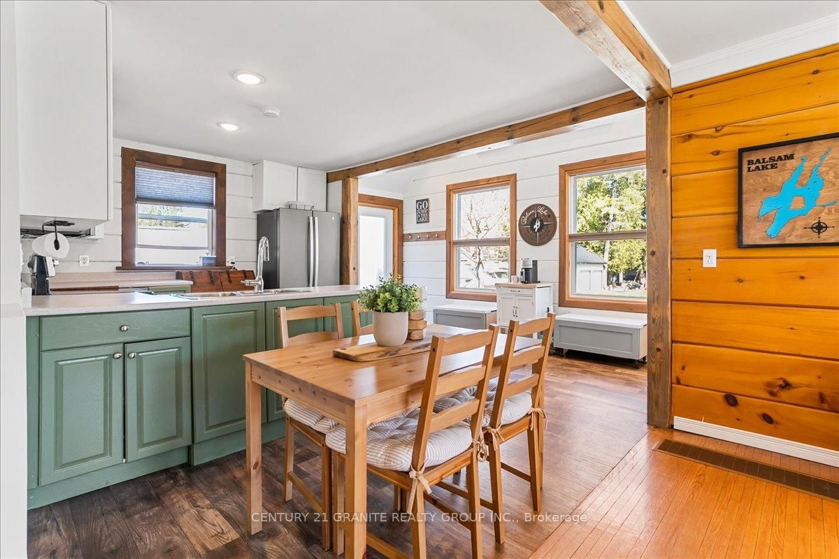 Listing Image 7