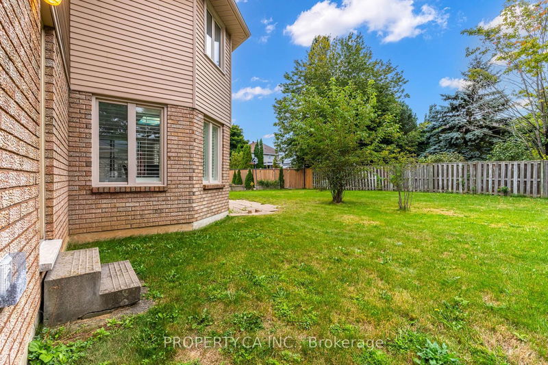 36 Meadowlands Blvd  Hamilton, L9K 1H8 | Image 39