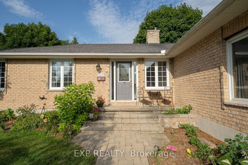 17 Stoneridge Rd  Hamilton Township, K9A 0Y3 | Image 3