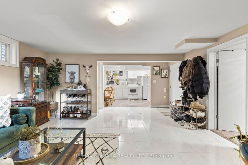 74 Marmora St  St. Catharines, L2P 3C3 | Image 29