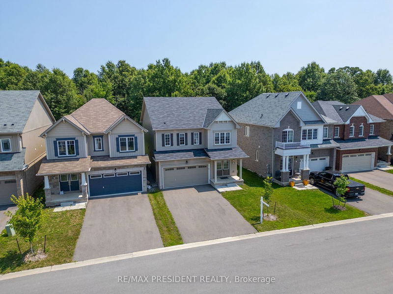 home for lease on 7704 Tupelo Crescent