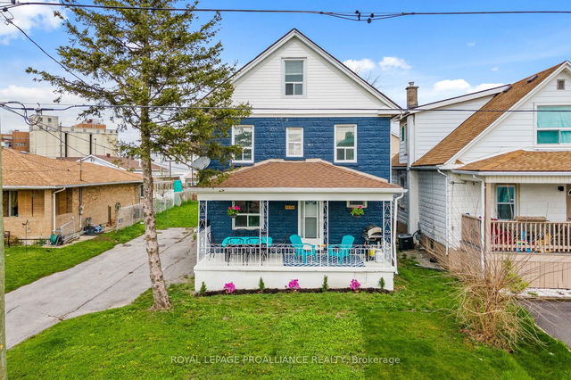 Upper - 5654 Desson Avenue