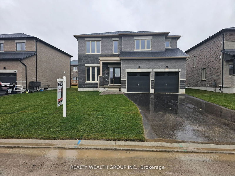 home for lease on 18 Tulip Crescent N