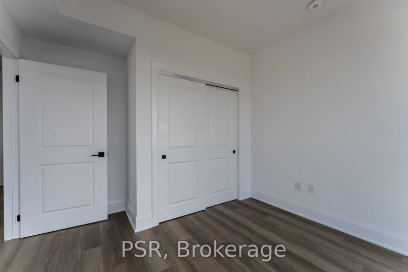 home for lease on 1105-470 Dundas Street E
