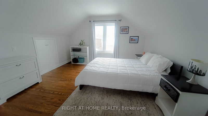 214 Kenilworth Ave S Hamilton, L8K 2T4 | Image 23