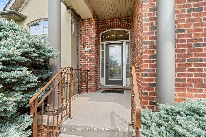 26 Muirfield Tr  Welland, L3B 6G7 | Image 3