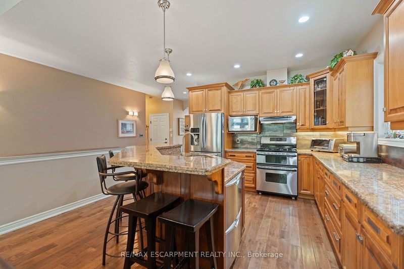 26 Muirfield Tr  Welland, L3B 6G7 | Image 9