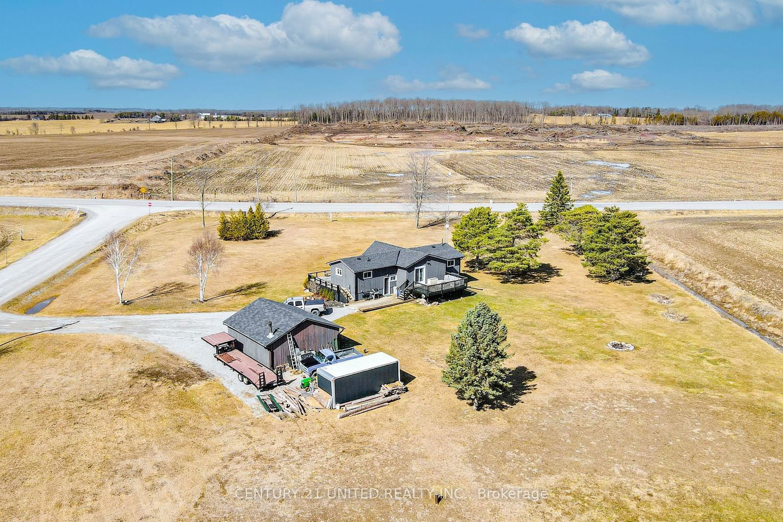 Detached House sold at 7 Port Hoover Road, Kawartha Lakes, Rural Mariposa, K0M 2C0 - MLS: X9309359