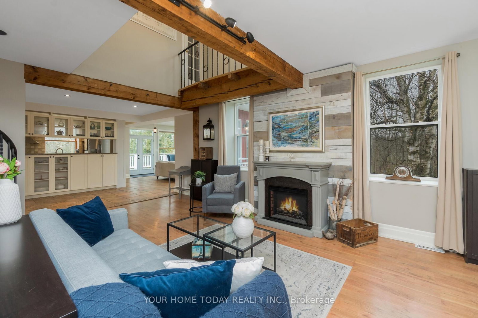 Listing Image 7
