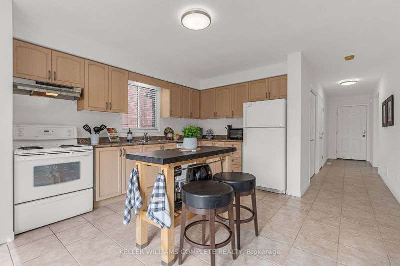 24 Gershwin Crt  Hamilton, L8W 3Z4 | Image 10