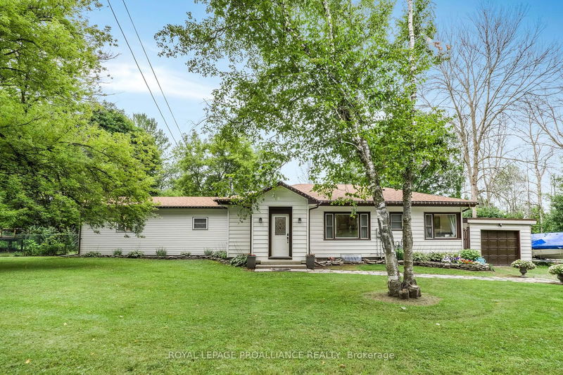 home for lease on 73 Carrying Place Rd Unit #3