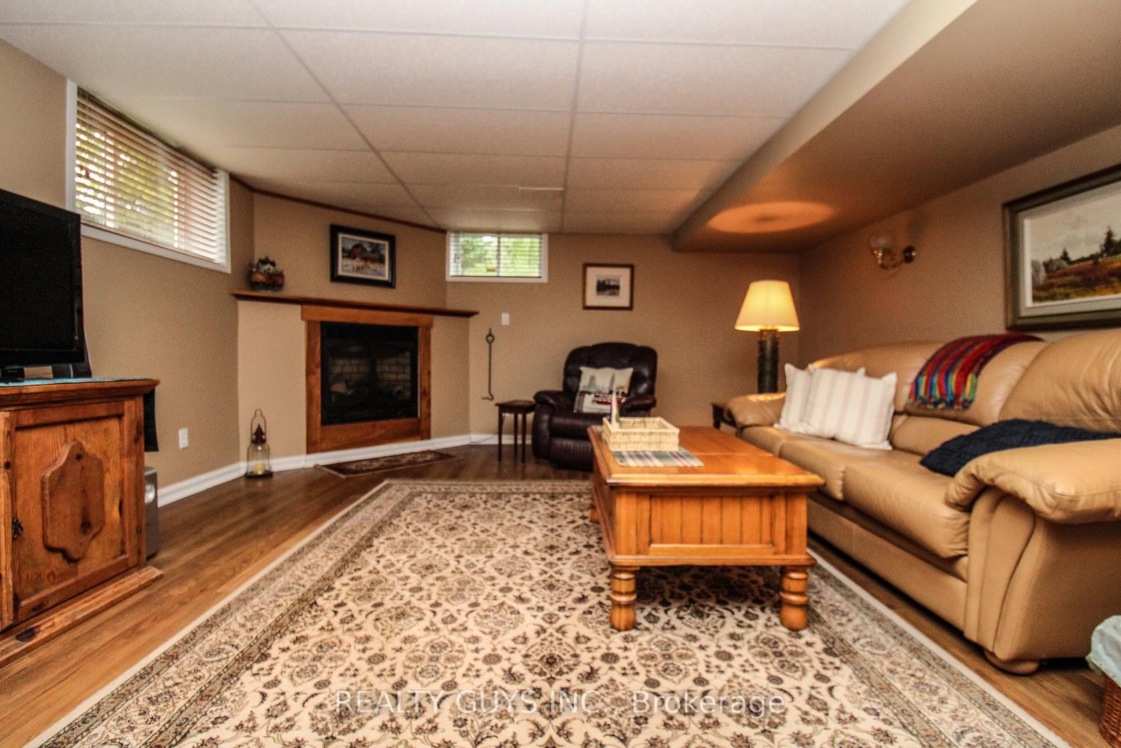 Listing Image 35