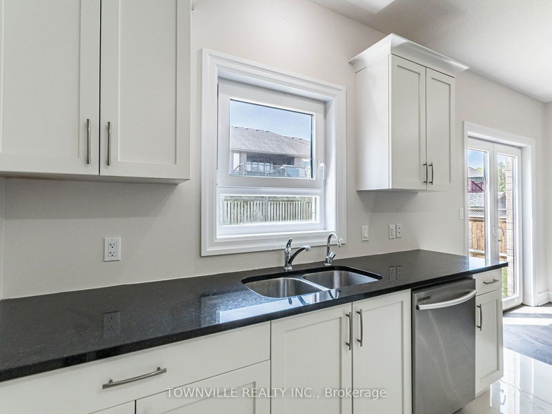 729 Spitfire St  Woodstock, N4T 0B1 | Image 12